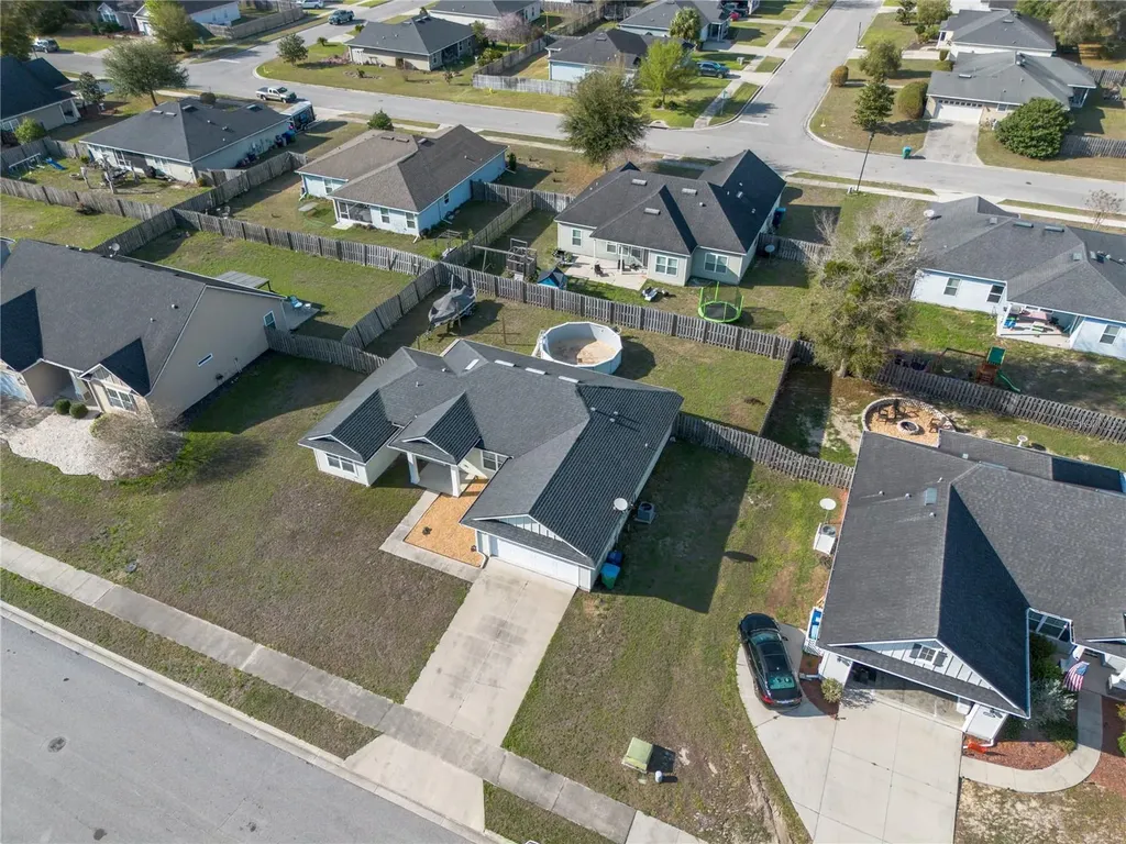 25558 NW 8th Road Newberry FL 32669