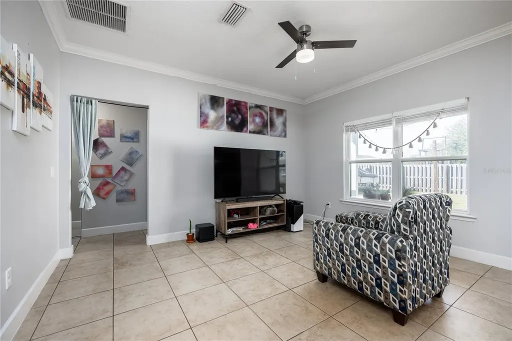 25558 NW 8th Road Newberry FL 32669