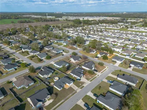 25558 NW 8th Road Newberry FL 32669