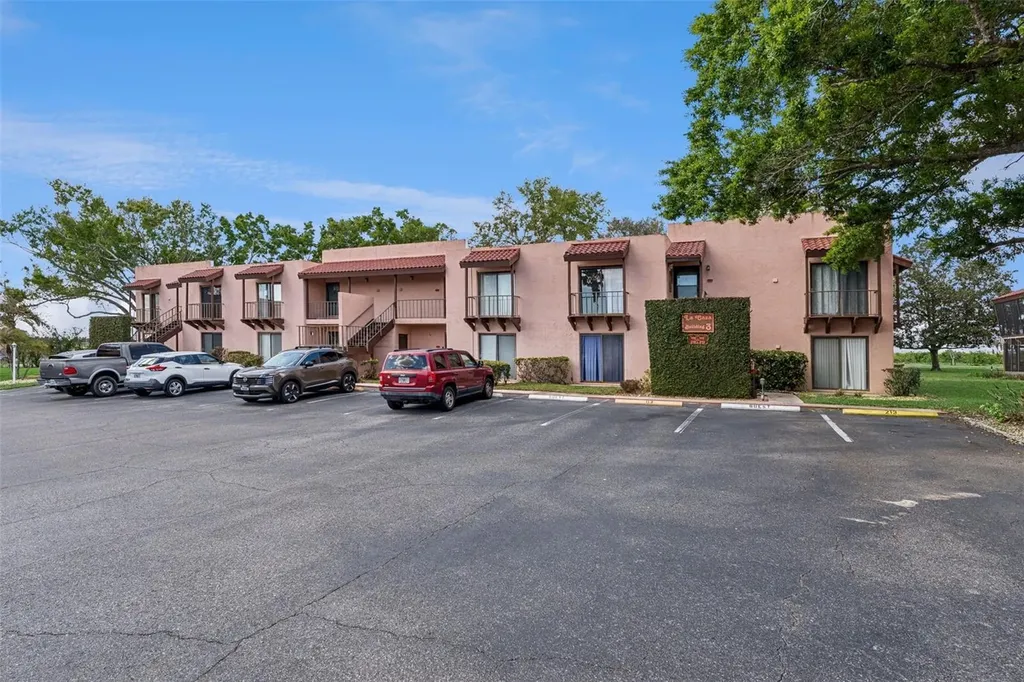 210 La Casa Lake Wales FL 33898