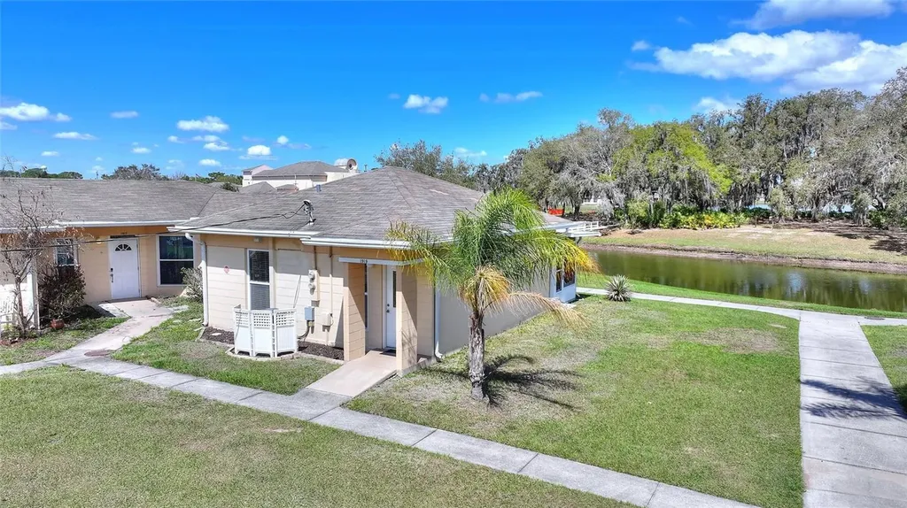 1919 Club Circle Lake Wales FL 33854
