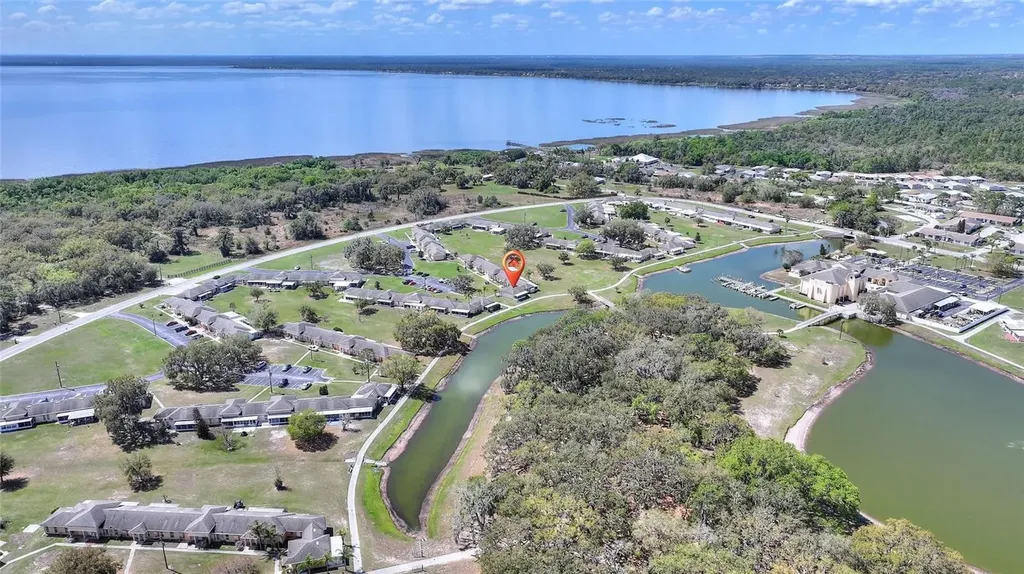 1919 Club Circle Lake Wales FL 33854