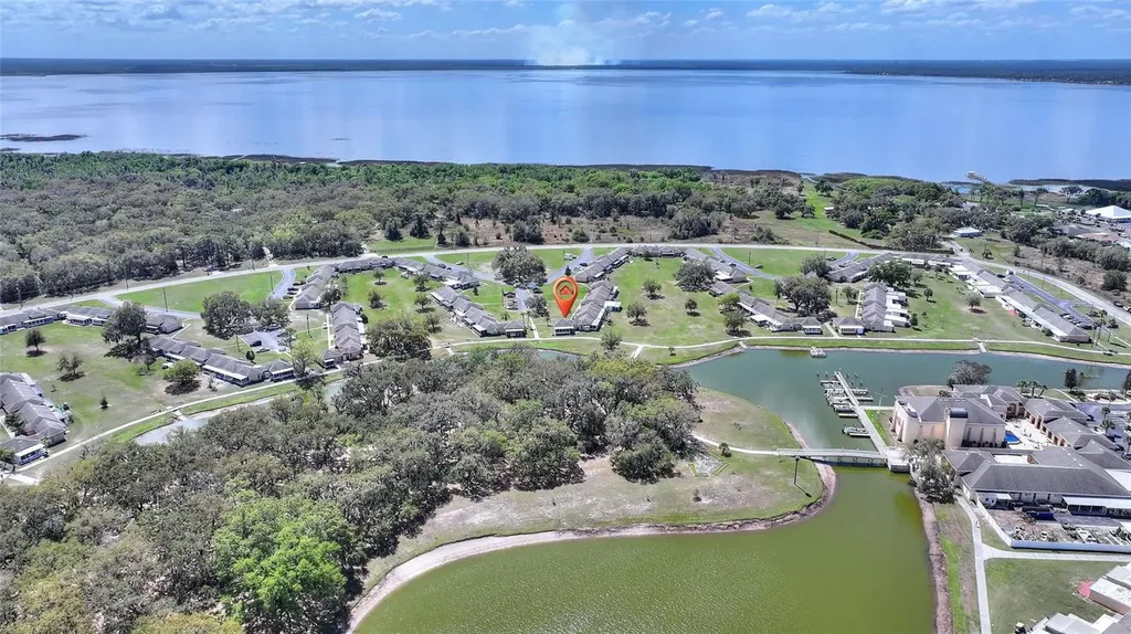 1919 Club Circle Lake Wales FL 33854