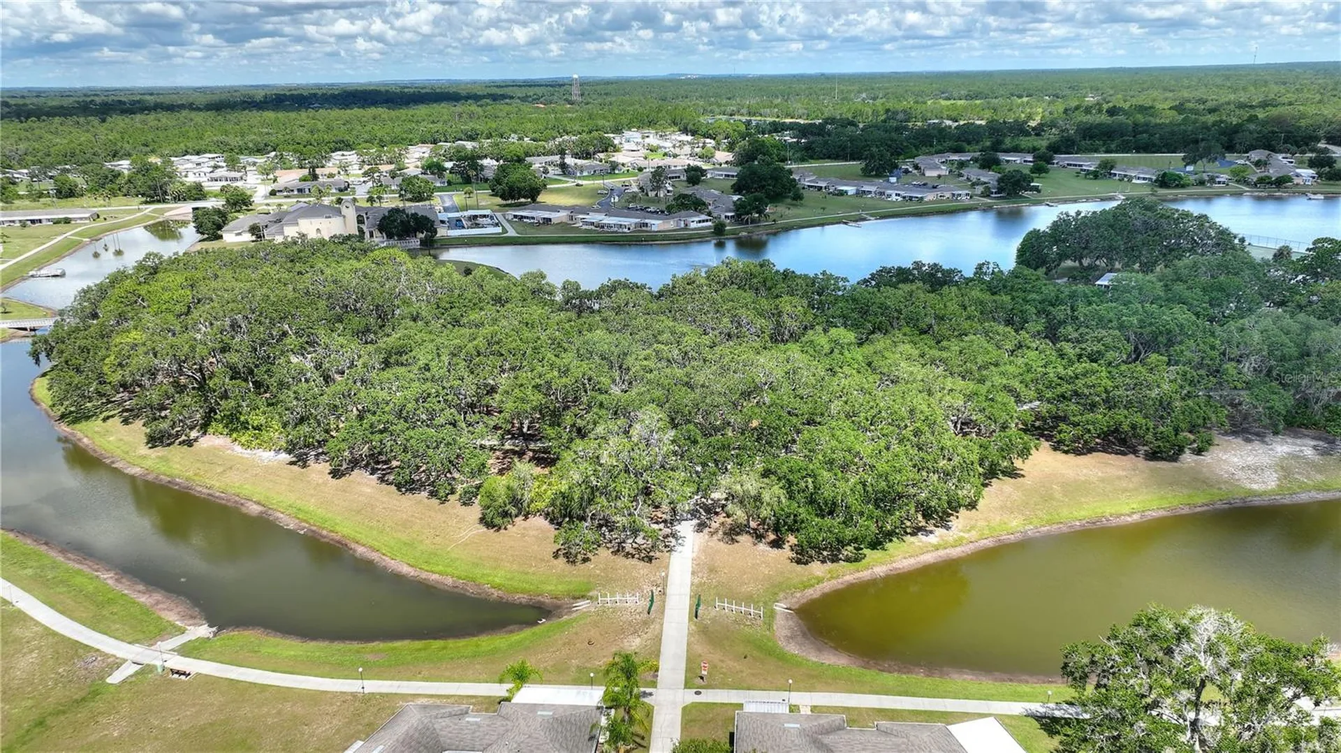 1919 Club Circle Lake Wales FL 33854
