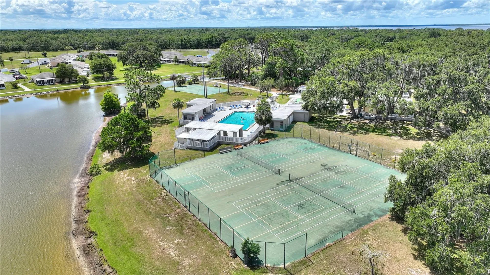 1919 Club Circle Lake Wales FL 33854