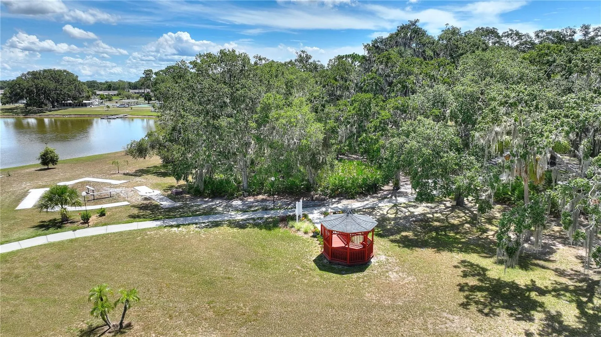 1919 Club Circle Lake Wales FL 33854