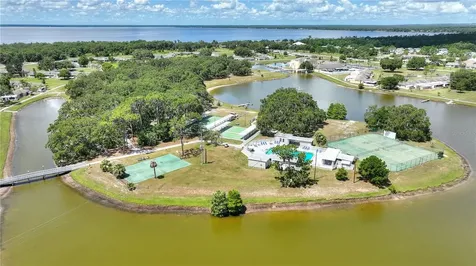 1919 Club Circle Lake Wales FL 33854
