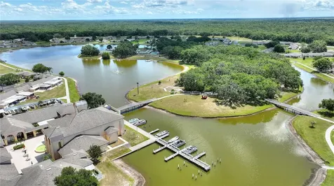 1919 Club Circle Lake Wales FL 33854