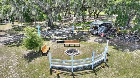 1919 Club Circle Lake Wales FL 33854