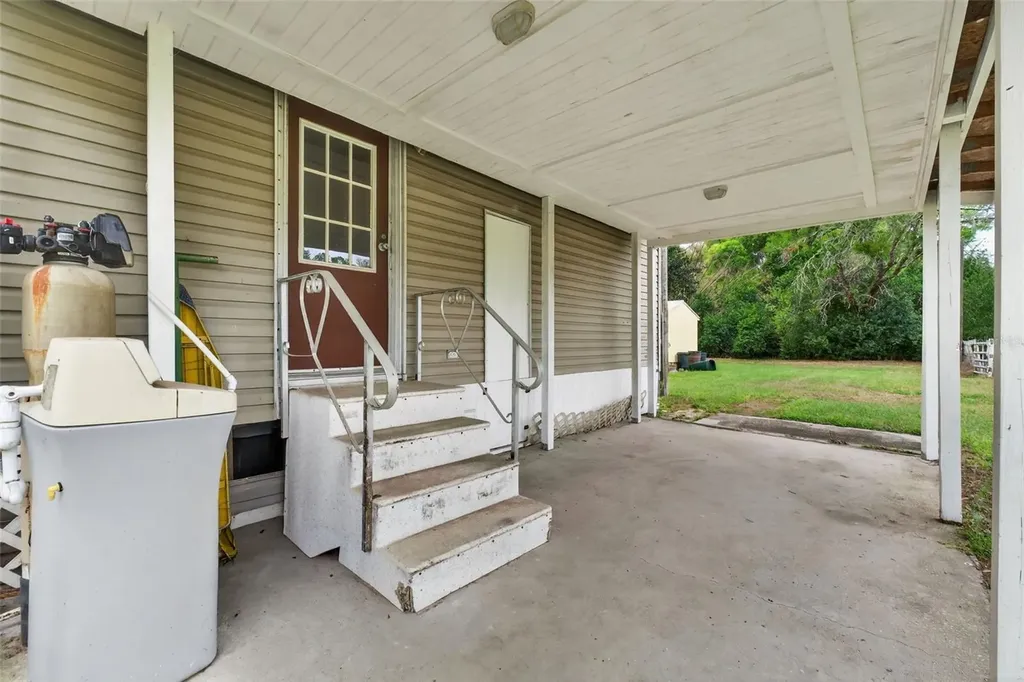 37043 Trilby Road Dade City FL 33523