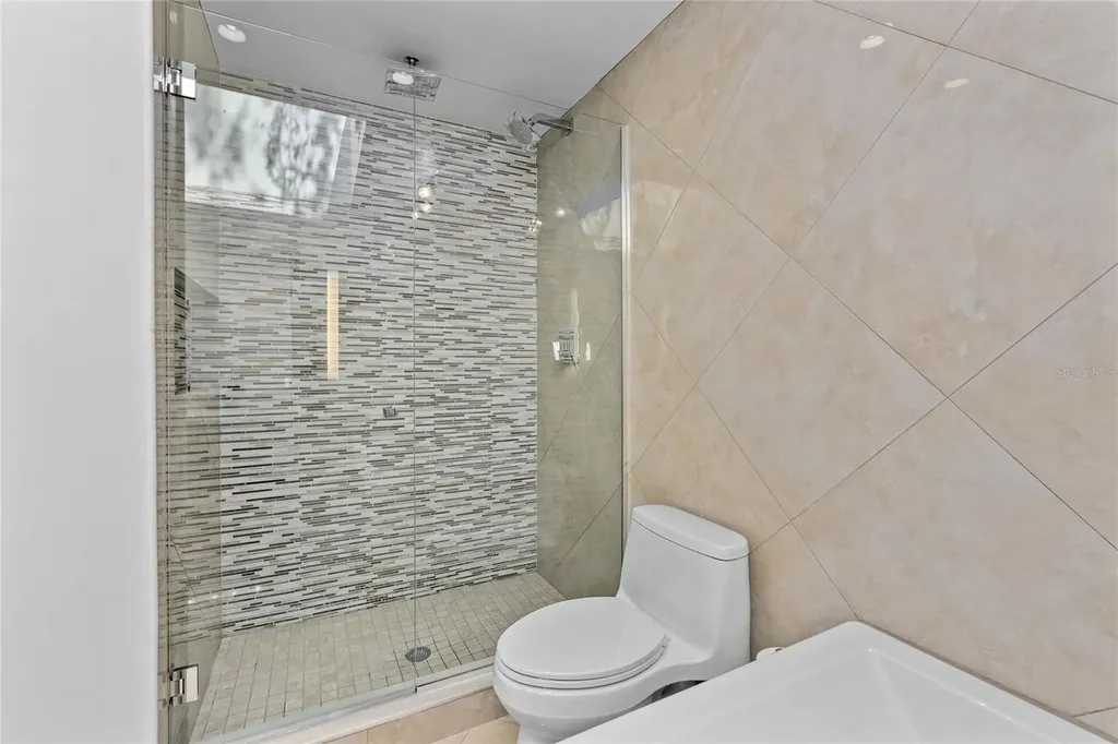 4223 W Cleveland Street Tampa FL 33609