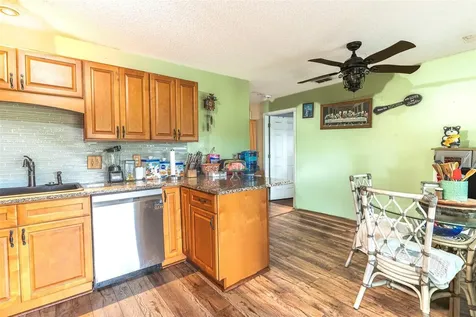 626 Cape Cod Circle Valrico FL 33594