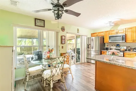 626 Cape Cod Circle Valrico FL 33594