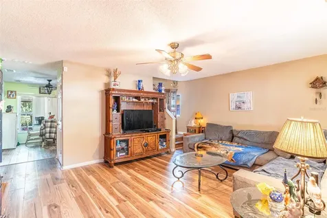 626 Cape Cod Circle Valrico FL 33594