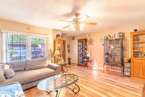 626 Cape Cod Circle Valrico FL 33594