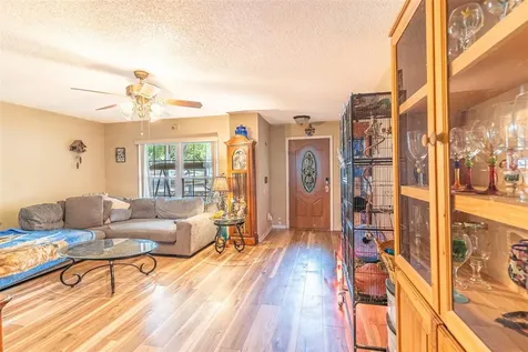 626 Cape Cod Circle Valrico FL 33594
