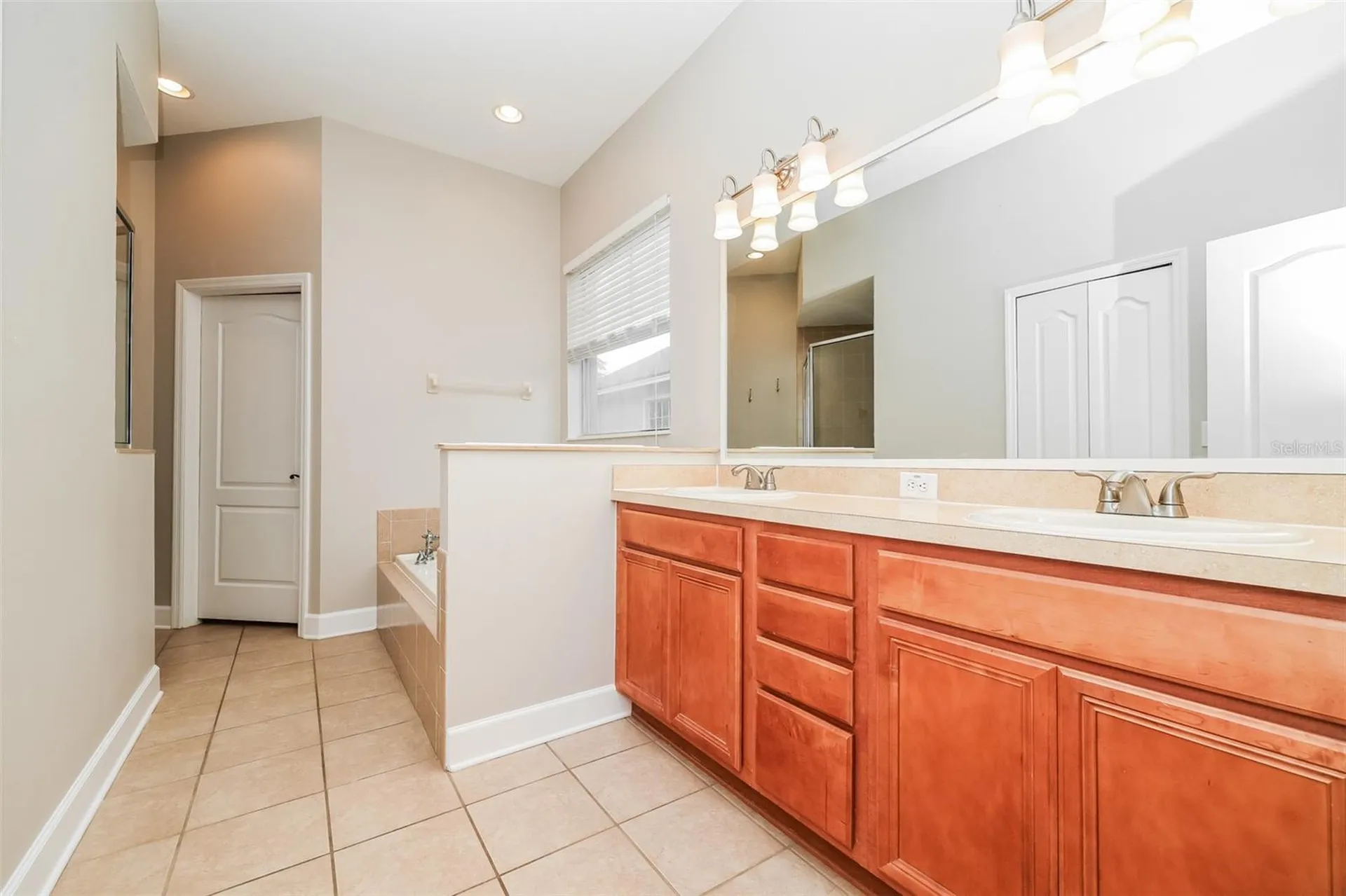 8214 Lagerfeld Drive Land O Lakes FL 34637