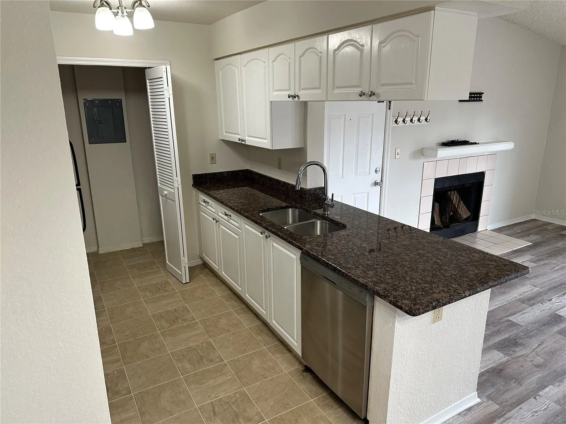 2550 N Alafaya Trail Orlando FL 32826