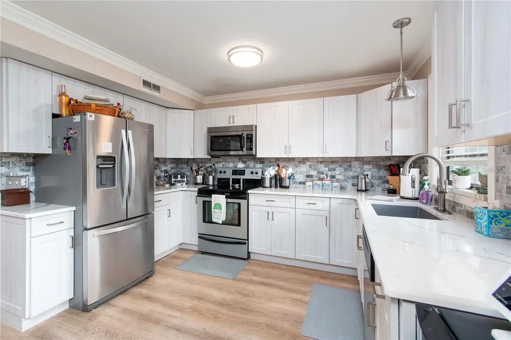 15 Turner Street Clearwater FL 33756