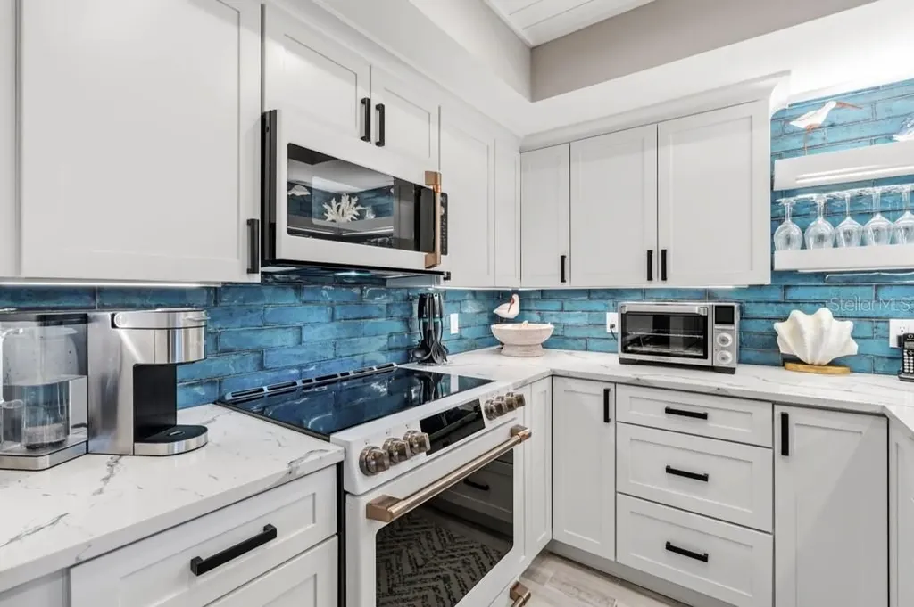 2055 Gulf Of Mexico Drive Longboat Key FL 34228