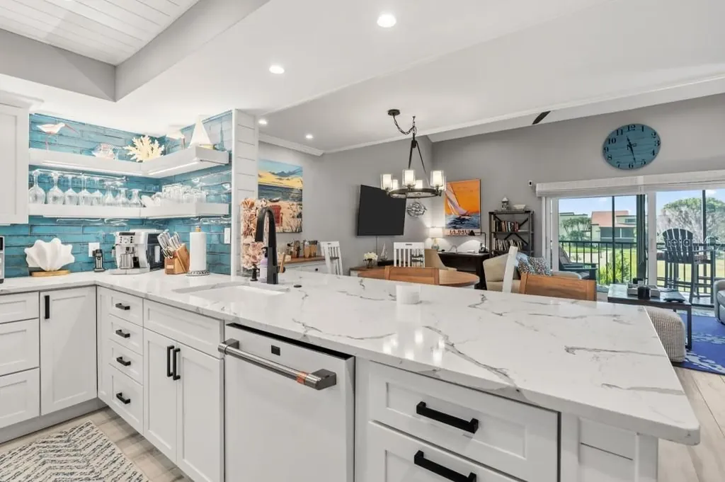 2055 Gulf Of Mexico Drive Longboat Key FL 34228