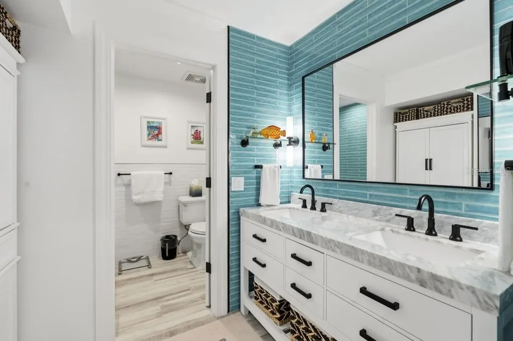 2055 Gulf Of Mexico Drive Longboat Key FL 34228