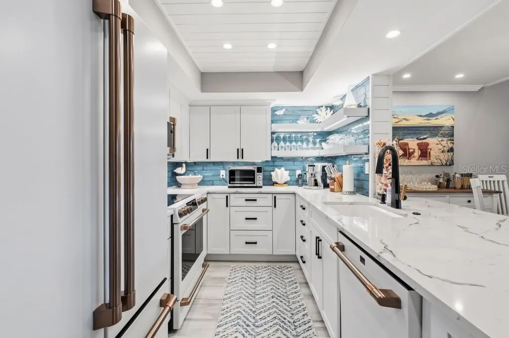 2055 Gulf Of Mexico Drive Longboat Key FL 34228