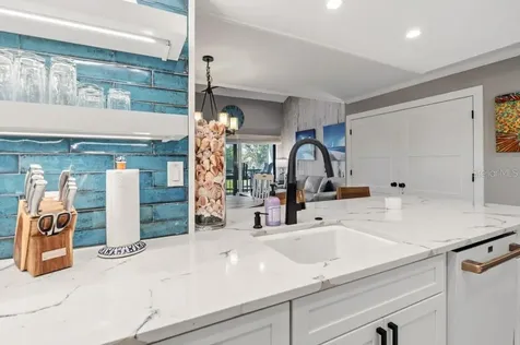 2055 Gulf Of Mexico Drive Longboat Key FL 34228