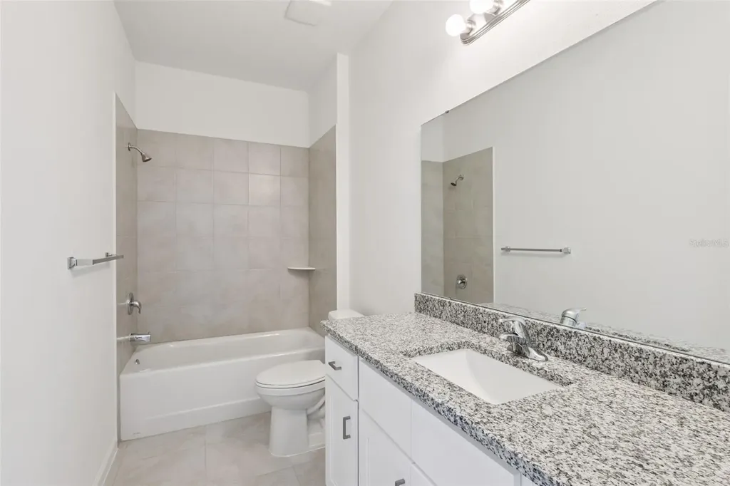 3704 Watercliff Circle Grand Island FL 32735