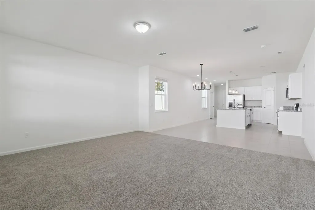 3704 Watercliff Circle Grand Island FL 32735