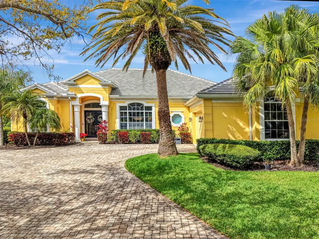 18 Saint Croix Way Englewood FL 34223
