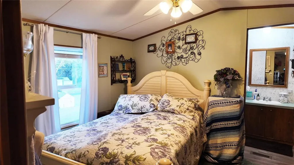 655 SE 162nd Terrace Silver Springs FL 34488