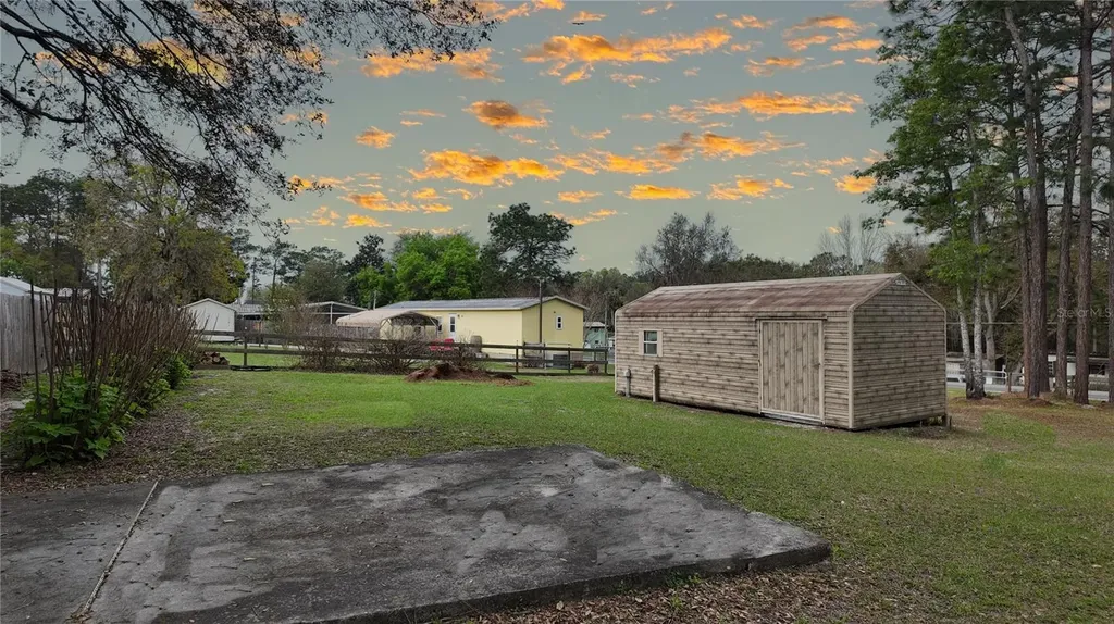 655 SE 162nd Terrace Silver Springs FL 34488