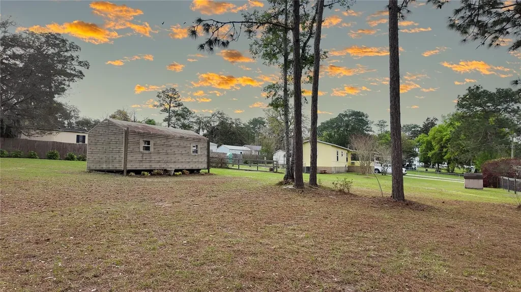 655 SE 162nd Terrace Silver Springs FL 34488