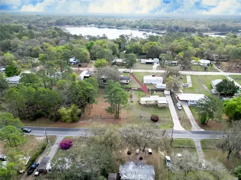 655 SE 162nd Terrace Silver Springs FL 34488