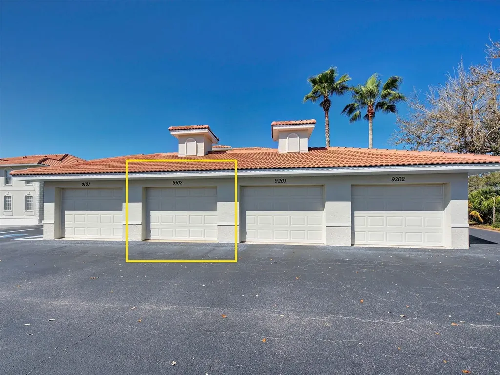 9102 L Pavia Boulevard Venice FL 34292