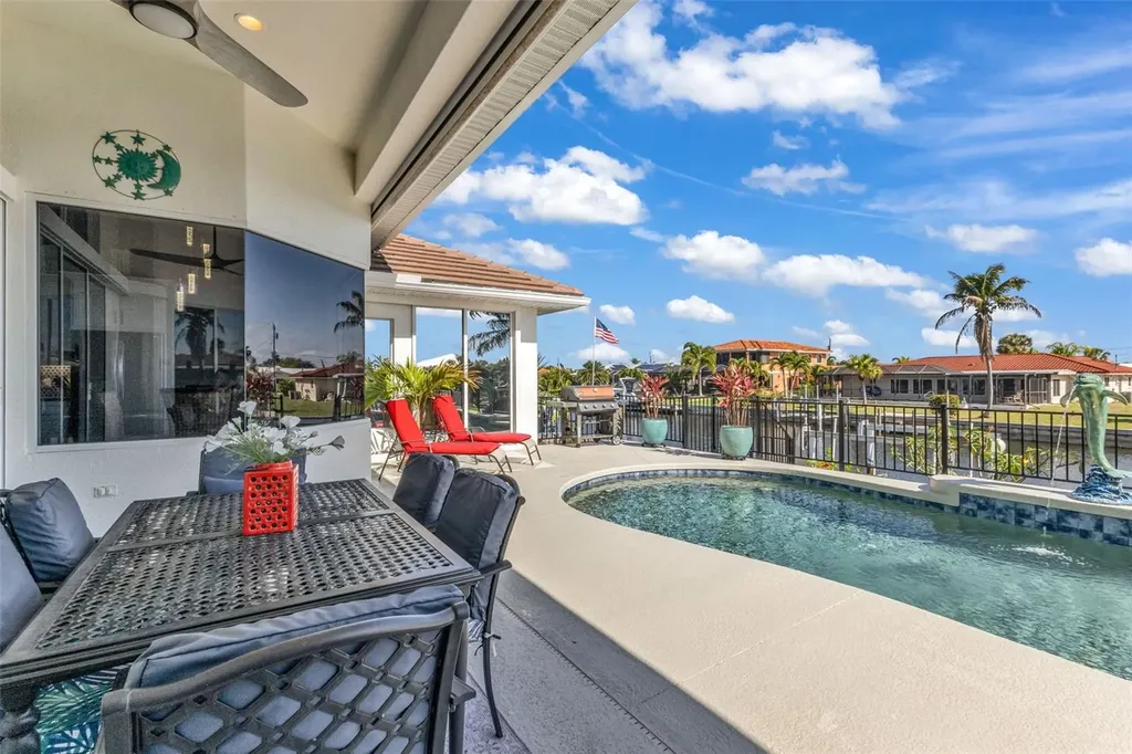 360 Capri Isles Court Punta Gorda FL 33950