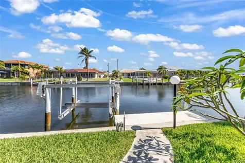 360 Capri Isles Court Punta Gorda FL 33950