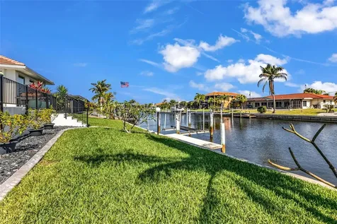 360 Capri Isles Court Punta Gorda FL 33950