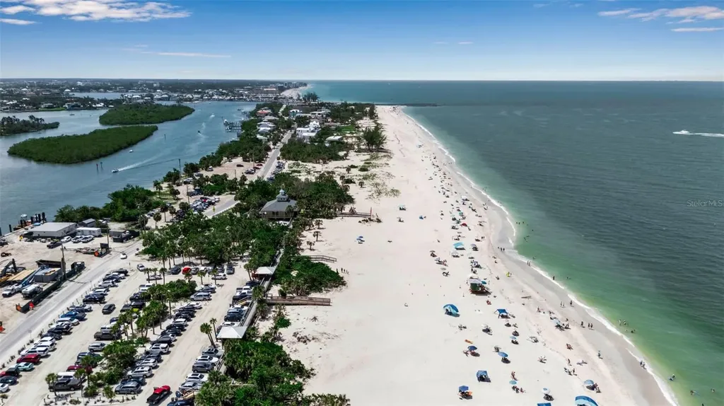 105 Shore Road Nokomis FL 34275
