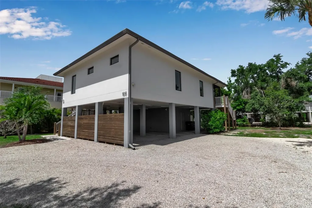 105 Shore Road Nokomis FL 34275