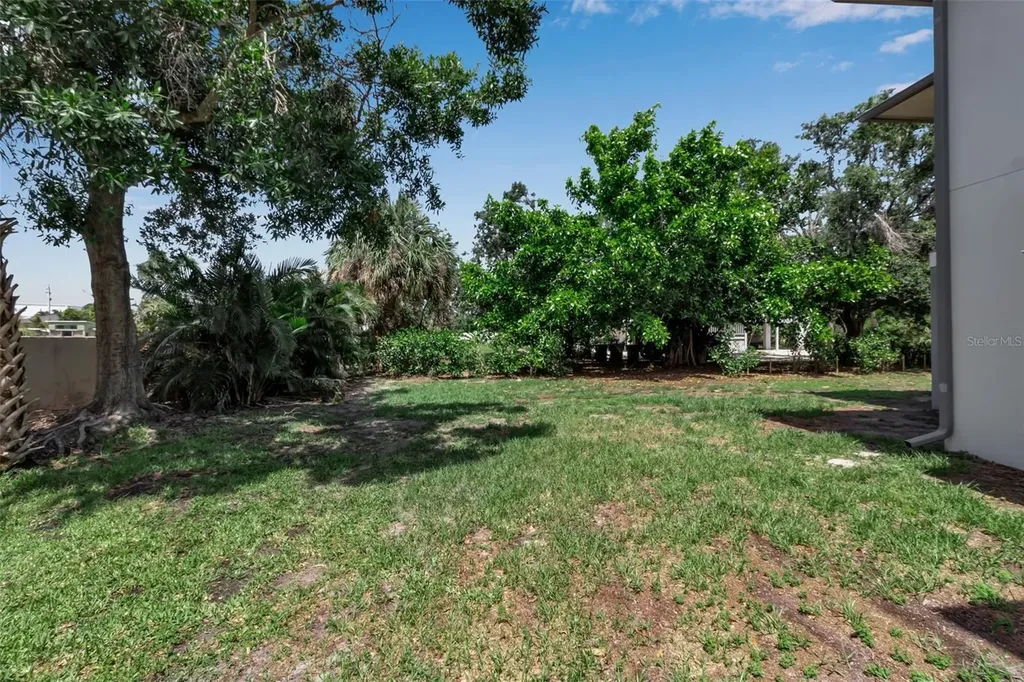105 Shore Road Nokomis FL 34275