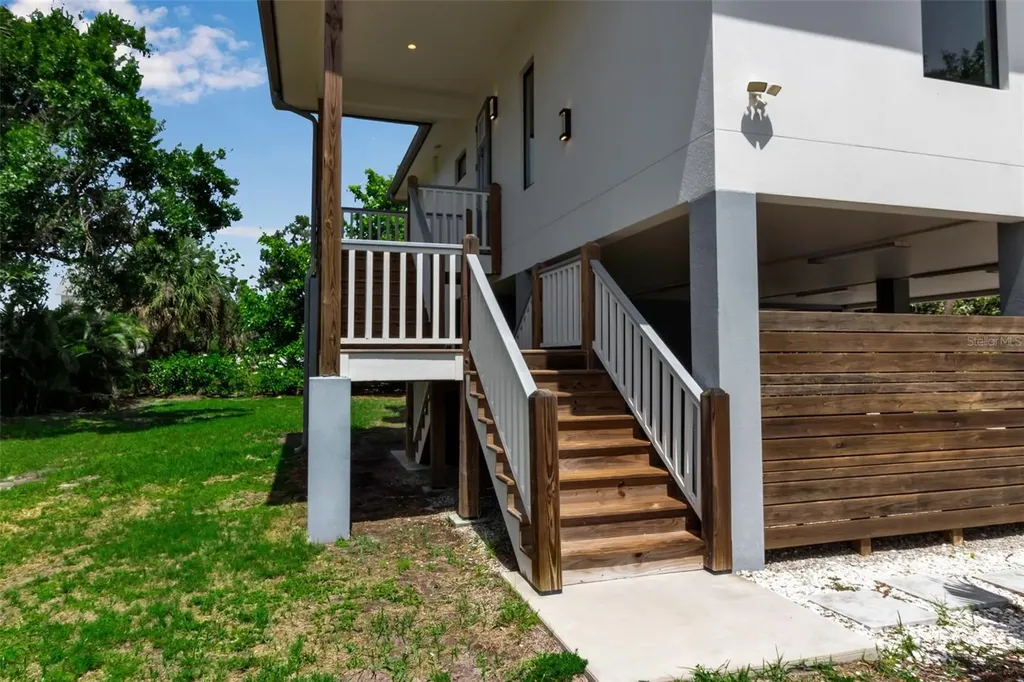 105 Shore Road Nokomis FL 34275