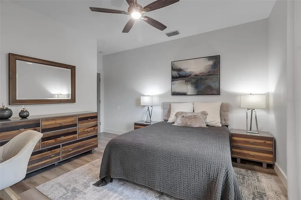 105 Shore Road Nokomis FL 34275