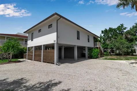 105 Shore Road Nokomis FL 34275