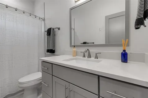 105 Shore Road Nokomis FL 34275