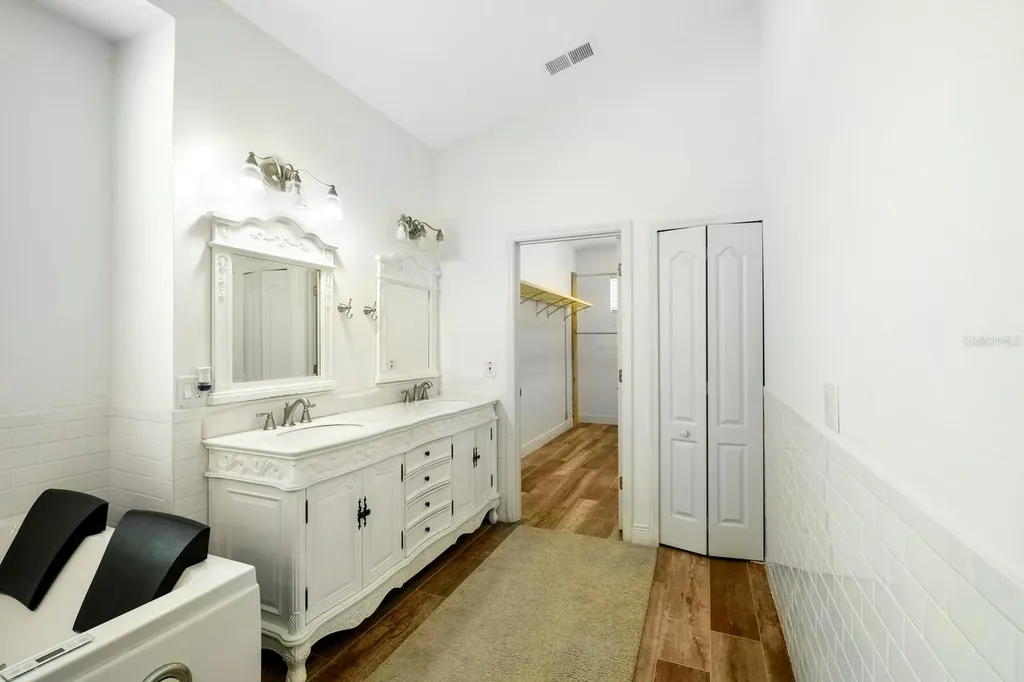 1901 Park Forest Boulevard Mount Dora FL 32757