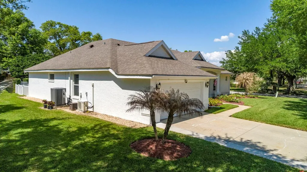 1901 Park Forest Boulevard Mount Dora FL 32757