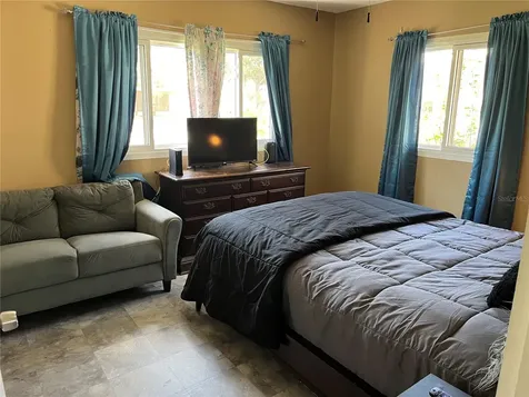 10627 105th Street Largo FL 33773