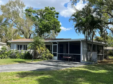 10627 105th Street Largo FL 33773